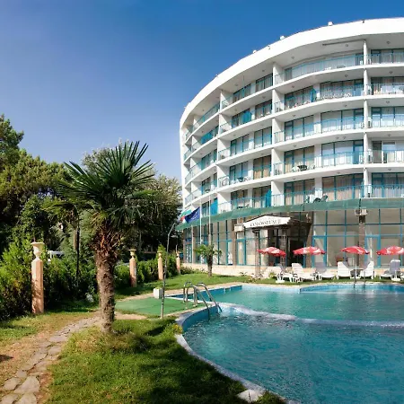 Top-located With Balcony Daire Sunny Beach