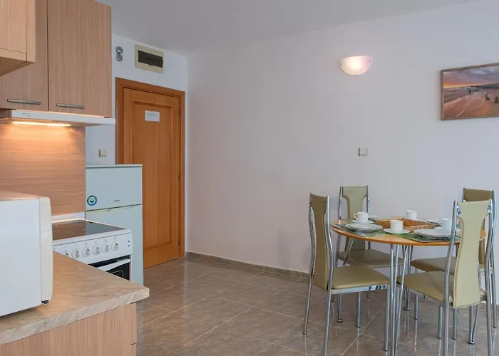 Top-located With Balcony Appartamento Sunny Beach