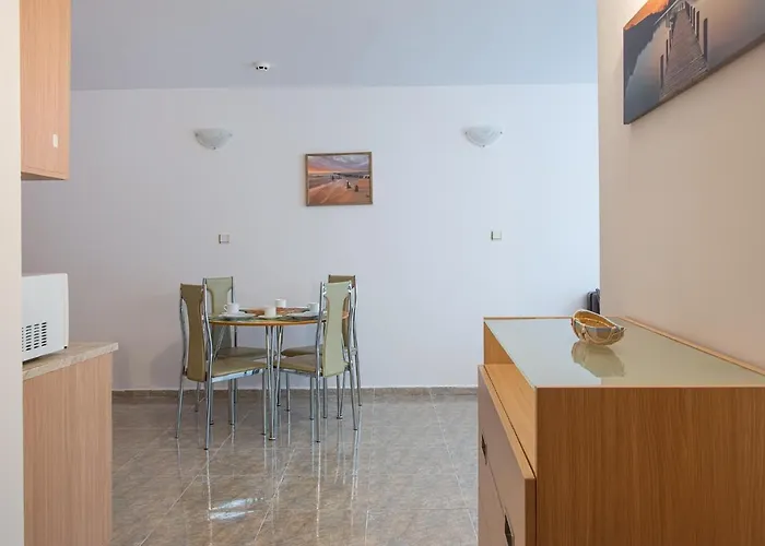 Top-located With Balcony Appartamento Sunny Beach