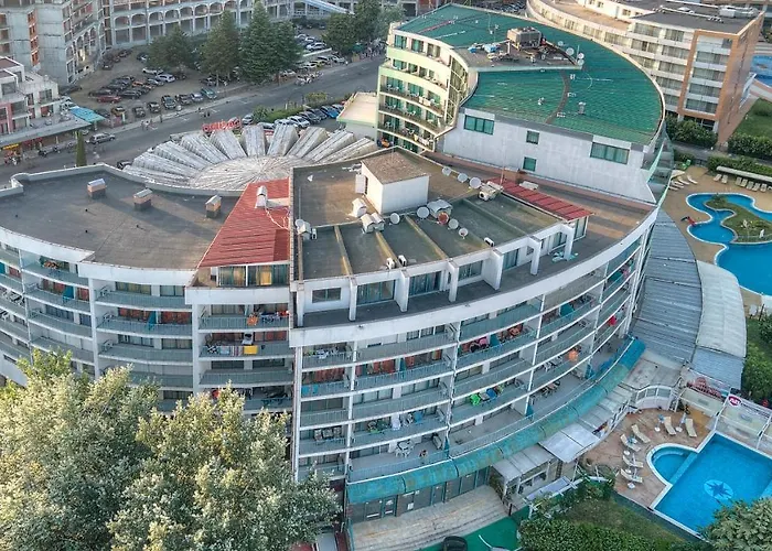 Top-located With Balcony Апартамент